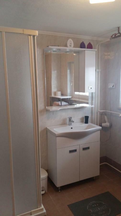 Apartma Albina Kranjska Gora Buitenkant foto